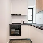 아파트 Maze Modern 1 King Bed Apartment, Fast Wi-fi, In One Cotroceni *