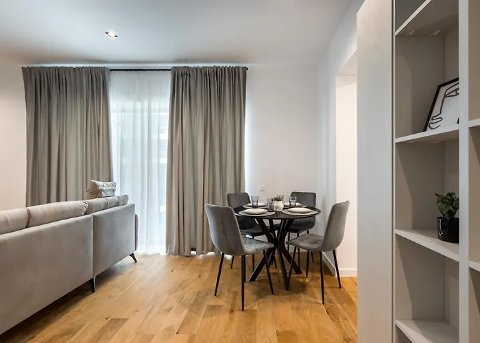 Maze Modern 1 King Bed Apartment, Fast Wi-fi, In One Cotroceni 布加勒斯特