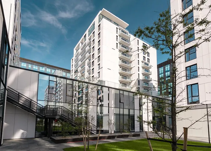 公寓 Maze Modern 1 King Bed Apartment, Fast Wi-fi, In One Cotroceni *