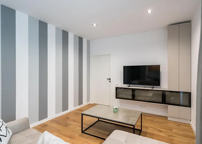 Maze Modern 1 King Bed Apartment, Fast Wi-fi, In One Cotroceni 公寓 *
