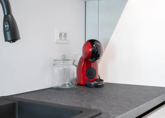 公寓 Maze Modern 1 King Bed Apartment, Fast Wi-fi, In One Cotroceni 布加勒斯特