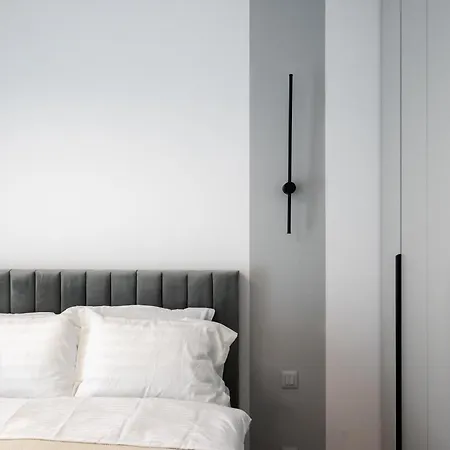 公寓 Maze Modern 1 King Bed Apartment, Fast Wi-fi, In One Cotroceni 布加勒斯特