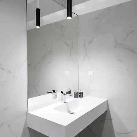 公寓 Maze Modern 1 King Bed Apartment, Fast Wi-fi, In One Cotroceni *
