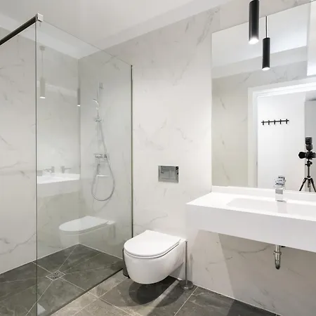 公寓 Maze Modern 1 King Bed Apartment, Fast Wi-fi, In One Cotroceni 布加勒斯特