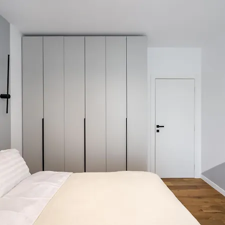 公寓 Maze Modern 1 King Bed Apartment, Fast Wi-fi, In One Cotroceni